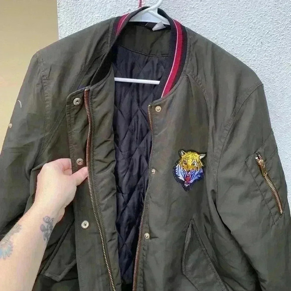 Tiger H&M bomber jacket size 10 warm winter - Picture 2 of 6